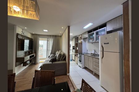 Sala/Cozinha de apartamento para alugar com 2 quartos, 61m² em Km 18, Osasco