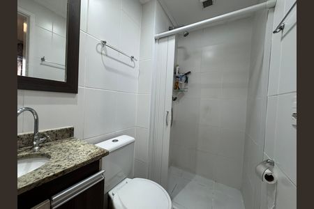 Apartamento para alugar com 61m², 2 quartos e 2 vagas Apartamento para alugar com 61m², 2 quartos e 2 vagasBanheiro da Suíte