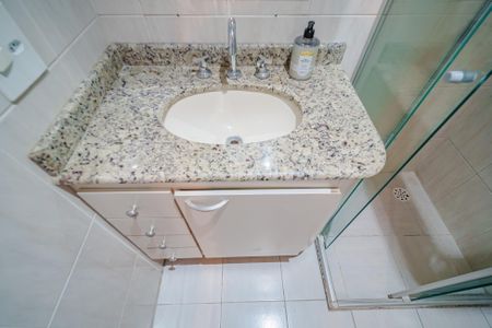 Apartamento para alugar com 57m², 3 quartos e 1 vaga Apartamento para alugar com 57m², 3 quartos e 1 vagaBanheiro da Suíte
