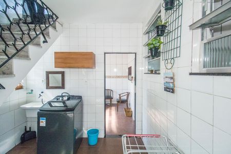 Casa para alugar com 360m², 3 quartos e 1 vagaÁrea de Serviço