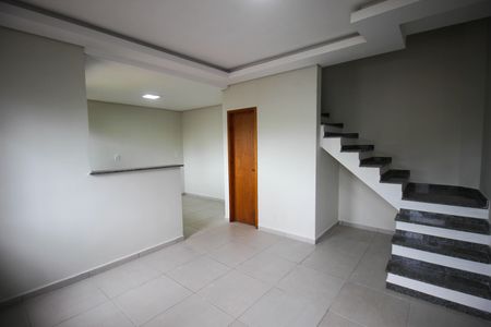Casa para alugar com 2 quartos, 70m² em Jardim Mathilde, Sorocaba