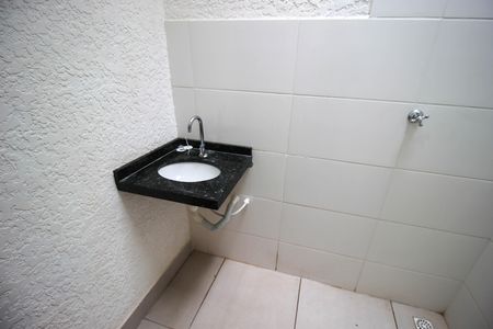 Casa para alugar com 70m², 2 quartos e 2 vagas
