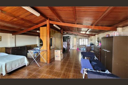 Casa à venda com 448m², 4 quartos e 4 vagas
