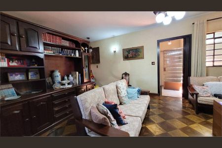 Casa à venda com 448m², 4 quartos e 4 vagas