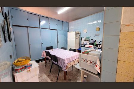 Casa à venda com 448m², 4 quartos e 4 vagas