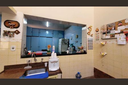 Casa à venda com 448m², 4 quartos e 4 vagas