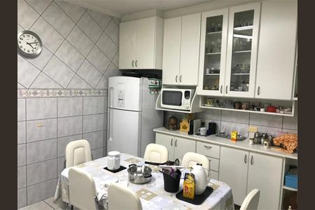 Casa à venda com 130m², 3 quartos e 2 vagas