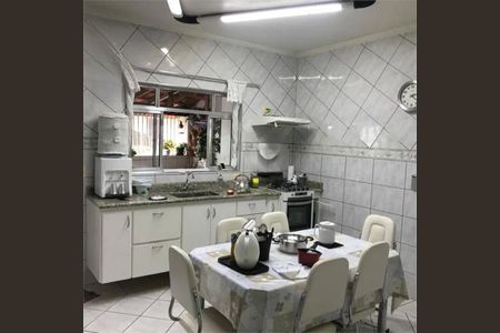 Casa à venda com 130m², 3 quartos e 2 vagas