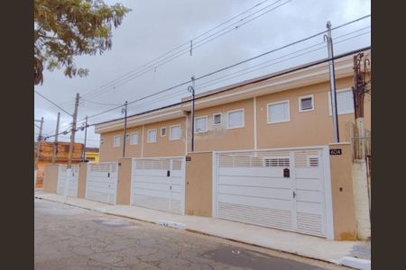 Casa à venda com 62m², 2 quartos e 2 vagas
