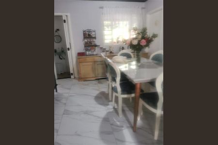 Casa à venda com 4 quartos, 123m² em Jardim das Flores, São Paulo