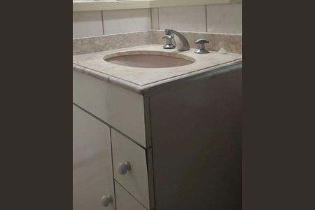 Apartamento para alugar com 78m², 3 quartos e 1 vaga Apartamento para alugar com 78m², 3 quartos e 1 vagaBanheiro