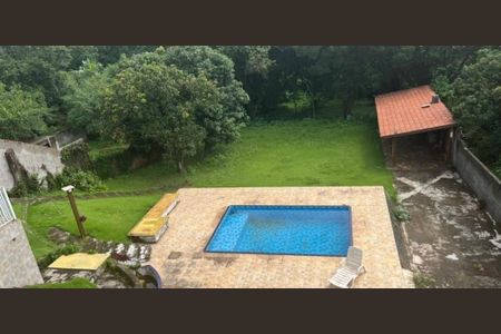 Casa à venda com 3 quartos, 160m² em Cristal Park, Barueri