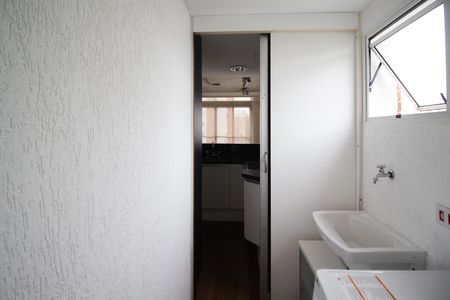 Apartamento para alugar com 110m², 1 quarto e 2 vagas Apartamento para alugar com 110m², 1 quarto e 2 vagasÁrea de Serviço