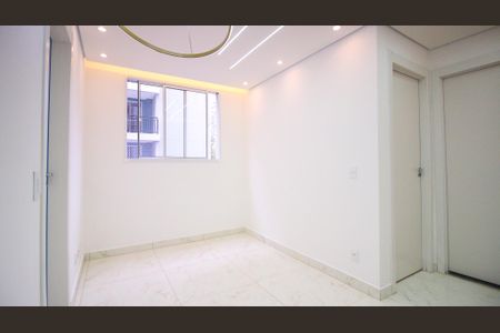 Apartamento para alugar com 38m², 2 quartos e sem vaga