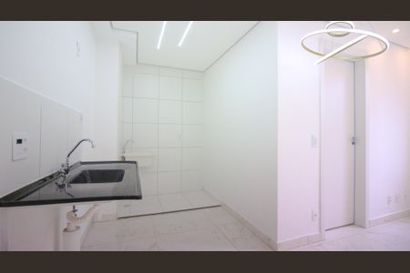 Apartamento para alugar com 38m², 2 quartos e sem vaga