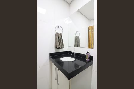 Apartamento à venda com 68m², 2 quartos e 1 vagaBanheiro Social