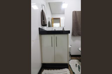 Apartamento à venda com 68m², 2 quartos e 1 vagaBanheiro Social