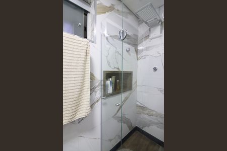 Apartamento à venda com 68m², 2 quartos e 1 vagaBanheiro Social