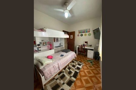 Casa à venda com 3 quartos, 180m² em Parque Ipe, São Paulo