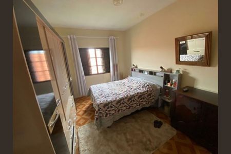 Casa à venda com 3 quartos, 180m² em Parque Ipe, São Paulo