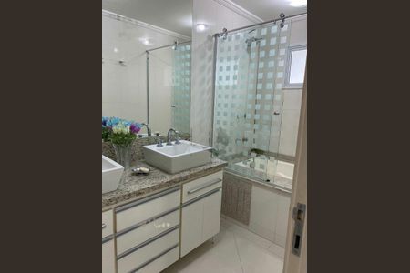 Casa à venda com 390m², 4 quartos e sem vaga