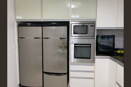 Casa à venda com 390m², 4 quartos e sem vaga