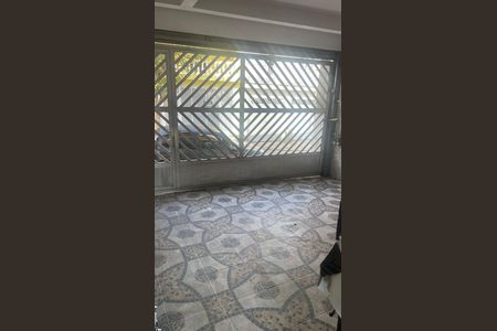 Casa à venda com 70m², 3 quartos e 2 vagas Casa à venda com 70m², 3 quartos e 2 vagasGaragem