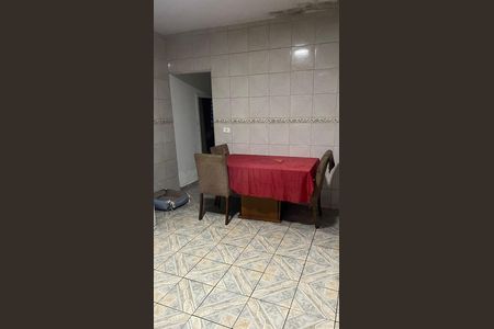 Casa à venda com 70m², 3 quartos e 2 vagas Casa à venda com 70m², 3 quartos e 2 vagasCozinha