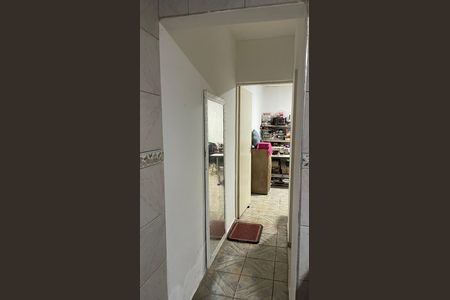 Corredor de casa à venda com 3 quartos, 70m² em Santa Maria, Osasco