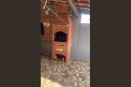 Casa à venda com 70m², 3 quartos e 2 vagas Casa à venda com 70m², 3 quartos e 2 vagasÁrea externa