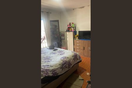 Casa à venda com 70m², 3 quartos e 2 vagas Casa à venda com 70m², 3 quartos e 2 vagasQuarto