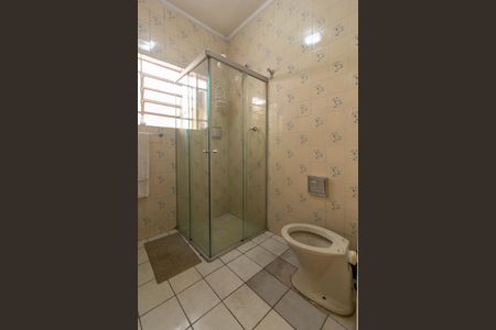 Casa à venda com 229m², 2 quartos e 4 vagas Casa à venda com 229m², 2 quartos e 4 vagasBanheiro Social