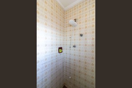 Casa à venda com 229m², 2 quartos e 4 vagas Casa à venda com 229m², 2 quartos e 4 vagasEdícula Banheiro 1