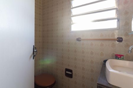 Edícula Banheiro 1 de casa à venda com 2 quartos, 229m² em Cidade Ademar, São Paulo