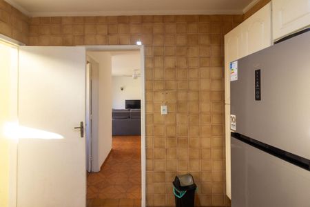 Casa à venda com 229m², 2 quartos e 4 vagas Casa à venda com 229m², 2 quartos e 4 vagasEdícula Cozinha