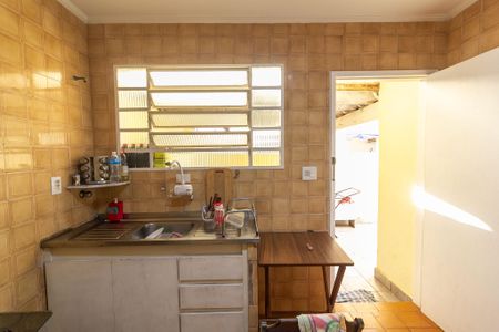Edícula Cozinha de casa à venda com 2 quartos, 229m² em Cidade Ademar, São Paulo