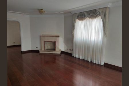 Apartamento à venda com 206m², 4 quartos e 3 vagas
