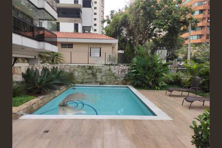 Apartamento à venda com 206m², 4 quartos e 3 vagas