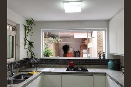 Casa à venda com 2 quartos, 130m² em Jardim São Paulo, São Paulo