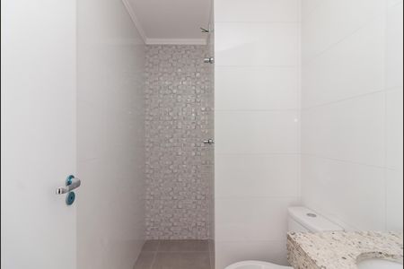 Banheiro de apartamento para alugar com 1 quarto, 25m² em Vila Paiva, São Paulo