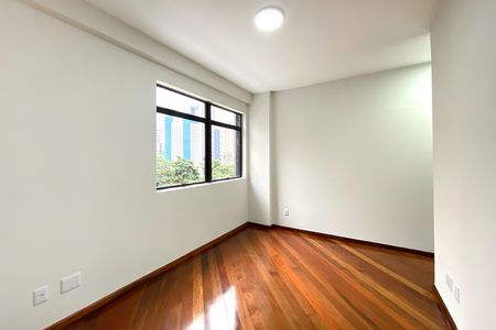 Apartamento para alugar com 110m², 3 quartos e 2 vagas