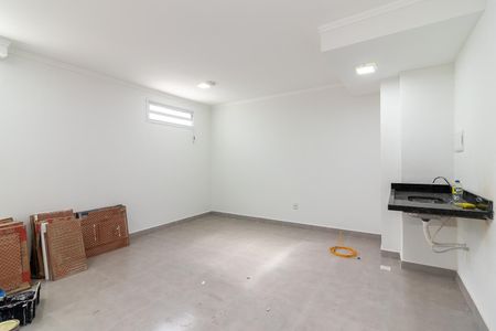 Apartamento para alugar com 35m², 2 quartos e sem vaga Apartamento para alugar com 35m², 2 quartos e sem vagaÁrea comum - Salão de festas