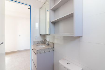 Apartamento para alugar com 38m², 2 quartos e sem vaga Apartamento para alugar com 38m², 2 quartos e sem vagaBanheiro