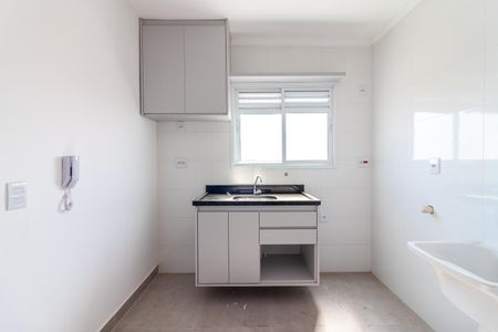 Apartamento para alugar com 38m², 2 quartos e sem vaga Apartamento para alugar com 38m², 2 quartos e sem vagaCozinha e Área de Serviço