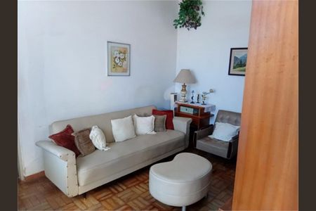 Casa à venda com 124m², 2 quartos e 1 vaga