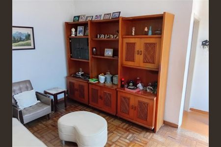Casa à venda com 2 quartos, 124m² em Jardim das Laranjeiras, São Paulo