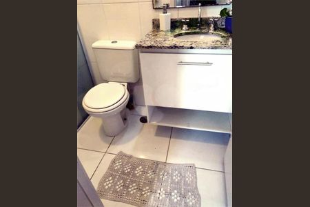 Apartamento à venda com 3 quartos, 66m² em Vila Nivi, São Paulo