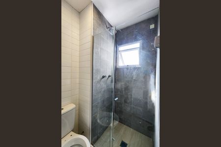 Apartamento à venda com 44m², 2 quartos e sem vaga Apartamento à venda com 44m², 2 quartos e sem vagaBanheiro