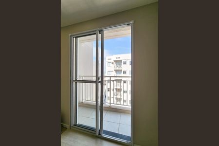 Apartamento à venda com 44m², 2 quartos e sem vaga Apartamento à venda com 44m², 2 quartos e sem vagaVaranda