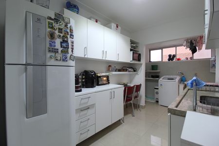 Apartamento à venda com 60m², 2 quartos e 1 vagaCozinha e Área de Serviço